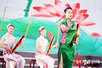 讓非遺“活”起來(lái)！鹽城非遺購(gòu)物節(jié)東臺(tái)西溪盛大開(kāi)啟，麥秸畫(huà)綻放時(shí)代光彩